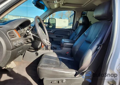 2010 Chevrolet Silverado K2500 Heavy Duty Ltz from USA, damaged, VIN 1GC4KYBG9AF153706